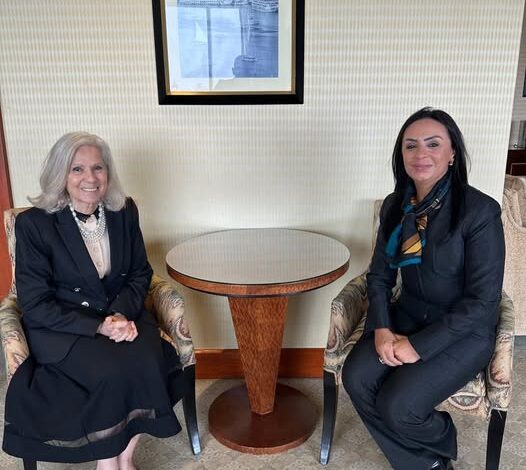 وزيرة التضامن الاجتماعي تلتقي السفيرة هيفاء أبو غزالة