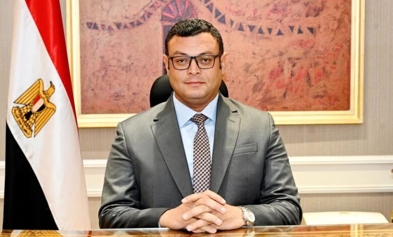 الشربيني يُصدر 12 قرارًا لإزالة التعديات ومخالفات البناء بمدينة بني مزار الجديدة والساحل الشمالي والقرى السياحية