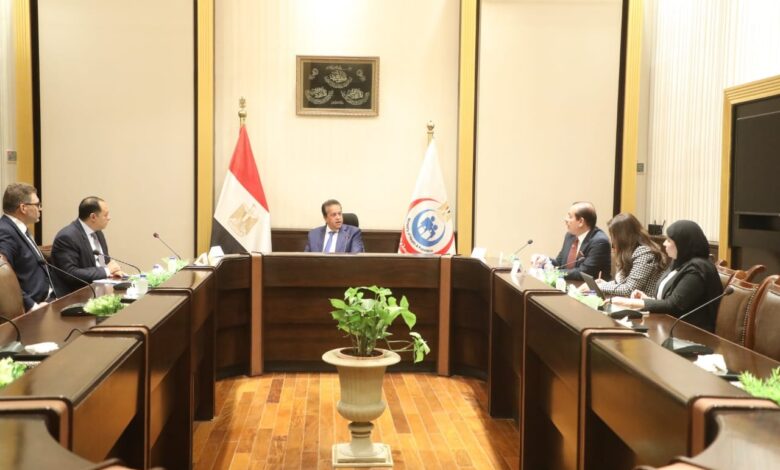 وزير الصحة يبحث مع بايوجينرك فارما تعزيز التعاون لتطوير صناعة الأدوية الحيوية