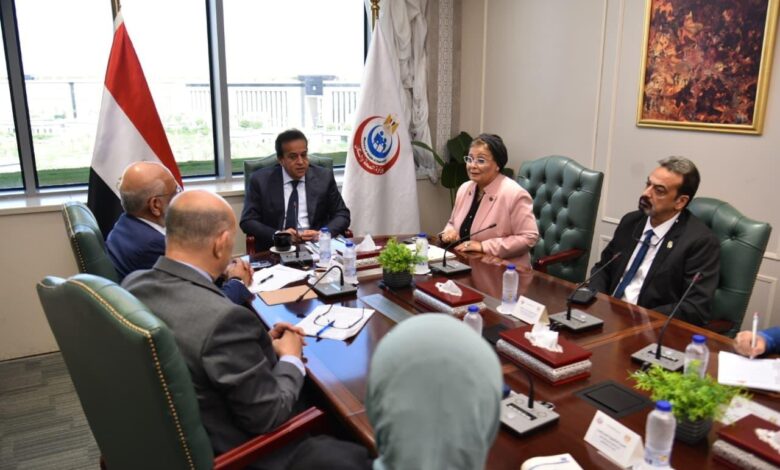 وزير الصحة يستقبل المدير التنفيذي لمصر بمجموعة البنك الدولي لبحث عدداً من الملفات المشتركة