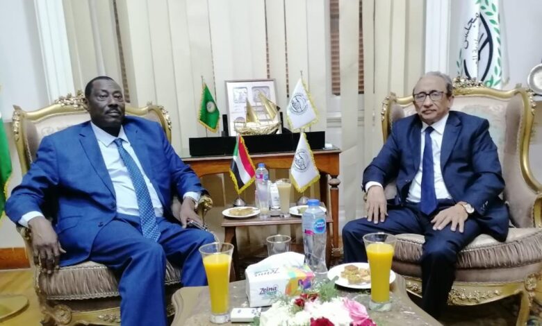 الأمين العام لمجلس الوحدة الاقتصادية العربية يستقبــل وكيل وزارة المالية والتخطيط الاقتصادي بالسودان