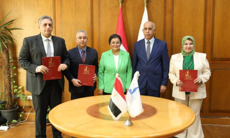 الألفي تشهد توقيع بروتوكول تعاون بين القومي للسكان وجامعة كفر الشيخ ومديرية الشؤون الصحية بالمحافظة