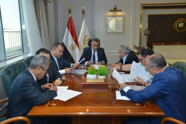 وزير التموين يلتقي بعدد من السادة أعضاء مجلسي النواب والشيوخ