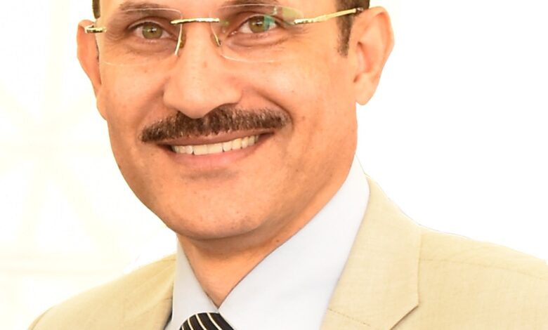 القائم بعمل رئيس جامعة مدينة السادات يهنئ منسوبي الجامعة بالعام الدراسي الجديد