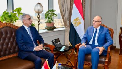 سويلم يلتقي وزير الأشغال البحريني لمناقشة سُبل تعزيز التعاون بين مصر والبحرين في مجال الموارد المائية
