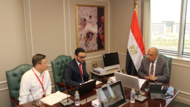 عصمت يبحث مع مجموعة سانجرو الصينية التعاون