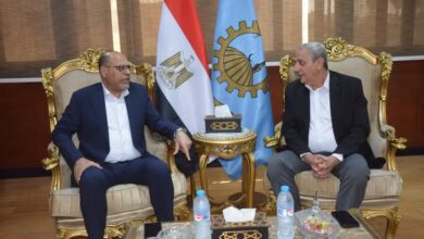 محافظ الغربية يستقبل وزير العمل.. وترتيبات لزيارة موقع الحادث وتقديم العزاء و”الدعم"