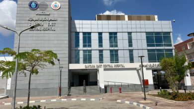 وزير الصحة يتلقى تقرير متابعة ميدانية لـ29 مشروعاً صحياً جارياً في 12 محافظة