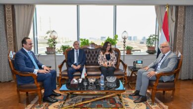 وزيرا الري والتنمية المحلية يبحثان مع محافظ الأقصر ورئيس الرعاية الصحية الأعمال المقترح تنفيذها ببعض المحافظات ذات الواجهة النيلية