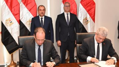 وزيرا قطاع الأعمال والبترول يشهدان توقيع عقد بين "إيجوث" و"بتروجت" لإعادة تأهيل وتشغيل فندق "جيت بيتش" بالعين السخنة