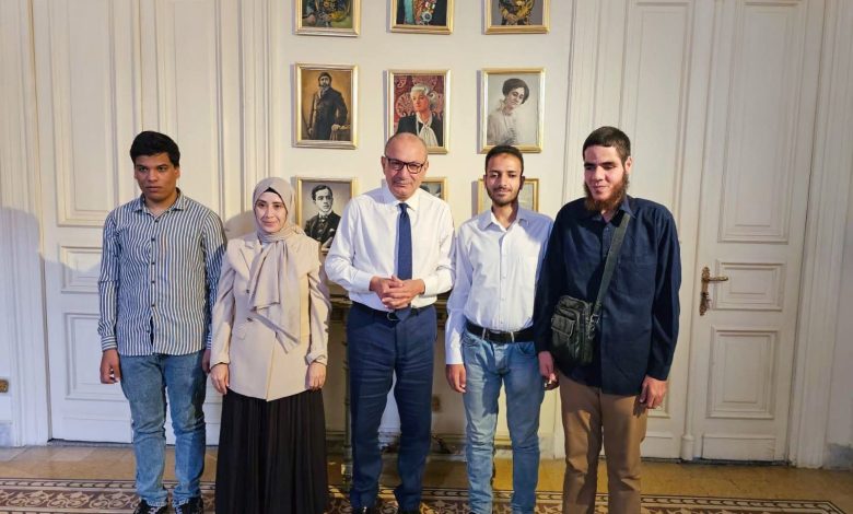 السفير التركي يُكرِّم ثلاثة طلاب مصريين من ذوي الهمم ويمنحهم جوائز نقدية ورحلة إلى تركيا على نفقته الخاصة