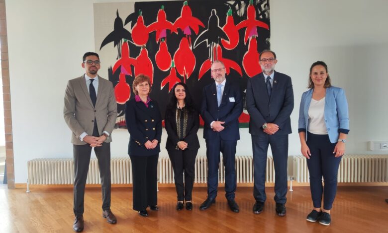 الهوبي يعقد سلسلة لقاءات مع كبار المسؤولين الألمان لتعزيز التعاون في إدارة المخاطر وتقييم سلامة الأغذية