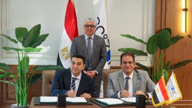 يشهد توقيع عقد مشروع شركة "الأهرام للكيماويات" لإنتاج الفورمالدهيد ومشتقاته