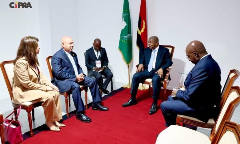 رئيس دولة أنجولا رئيس الاتحاد الأفريقي يستقبل وزير الصناعة والنقل