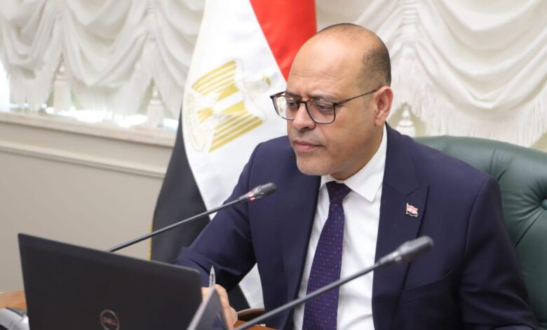 فرص عمل لذوي همم.. تنفيذ برامج تدريب مهني.. ندوات للتوعية بقانون العمل الجديد