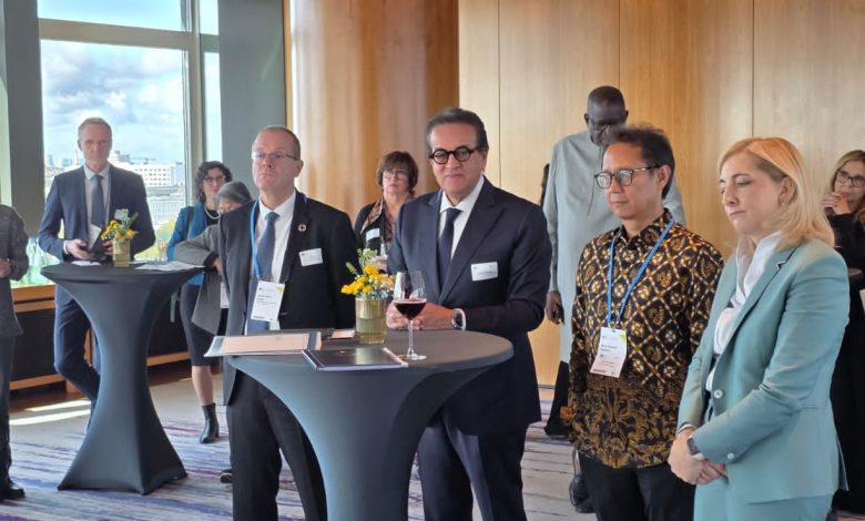 وزير الصحة يبحث مع وزيرة الصحة الألمانية تعزيز التعاون المشترك