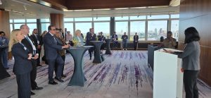 وزير الصحة يبحث مع وزيرة الصحة الألمانية تعزيز التعاون المشترك