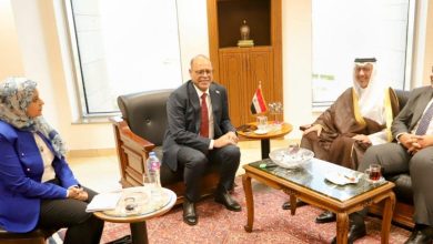وزير العمل يلتقي السفير السعودي في القاهرة لتعزيز آليات تنقل الأيدي العاملة