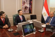 وزير الكهرباء يبحث مع شركة هواوي الصينية العمل المشترك