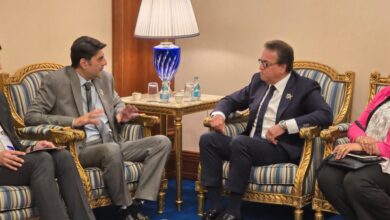 مصر وباكستان تبحثان تعزيز التعاون في مكافحة فيروس سي وتطبيق التأمين الصحي الشامل