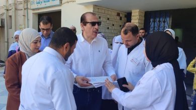 نائب وزير الصحة يتفقد منشآت صحية بالفيوم ويستمع لمقترحات المواطنين والفرق الطبية