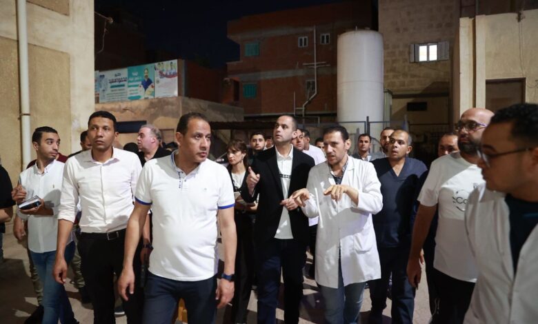 نائب وزير الصحة يجري جولة ليلية مفاجئة على مستشفيي بسيون المركزي وحميات بسيون بمحافظة الغربية