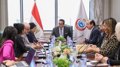 وزير الصحة يستقبل ممثلي منظمة الصحة العالمية لبحث تعزيز أنظمة اليقظة الدوائية