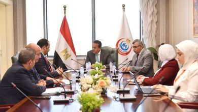 وزير الصحة يستقبل وفد شركة وادي النيل للمقاولات لبحث تسريع المشروعات الصحية وتعزيز التعاون
