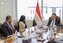 التعاون بين هيئة الشراء الموحد وشركة أورجانون الأمريكية لتعزيز توطين صناعة منتجات دعم صحة المرأة في مصر