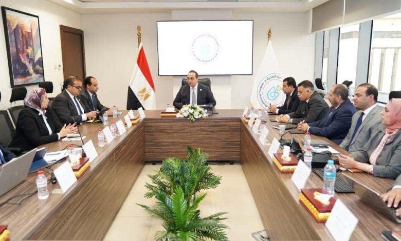 السبكي يعقد اجتماعاً لمراجعة المسودة النهائية لاستراتيجية الهيئة للخمس سنوات القادمة