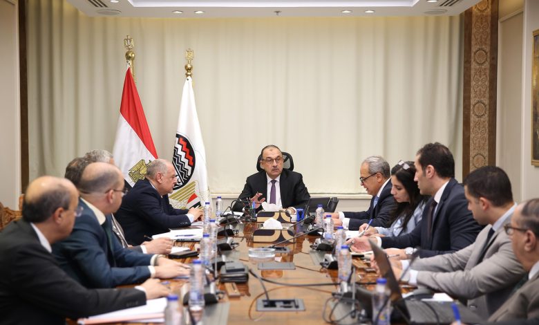 شيمي يجتمع بالرؤساء التنفيذيين للشركات القابضة لمتابعة موقف تطبيق نظام ERP في الشركات التابعة