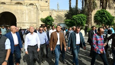 مدبولي يتفقد منطقة مسجد الحاكم بأمر الله ومشروعي بوتيك أوتيل الشوربجي وبوتيك أوتيل الأرناؤوطي