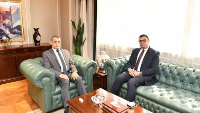 وزيرا الإنتاج الحربي والإسكان يناقشان مستجدات مشروعات المبادرة الرئاسية حياة كريمة