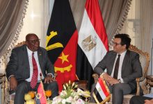 وزير الثقافة يلتقي نظيره الأنجولي لبحث آفاق التعاون الثقافي المشترك