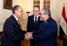 وزير الخارجية يستقبل مساعد سكرتير عام الأمم المتحدة ومنسق الأمم المتحدة للشؤون الإنسانية في الأرضي الفلسطينية