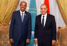 وزير الخارجية يلتقي رئيس مفوضية الاتحاد الأفريقي