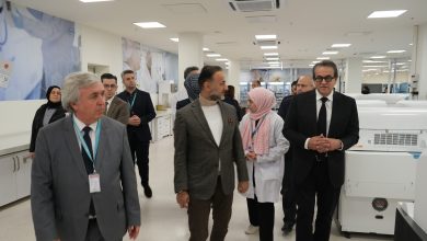 وزير الصحة يزور مدينة باشاك شهير تشام وساكورا الطبية، أكبر مجمع طبي في أوروبا بإسطنبول