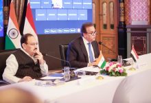 وزير الصحة يشارك نظيره الهندي في مائدة مستديرة لبحث سبل التعاون في توطين صناعة الدواء واللقاحات