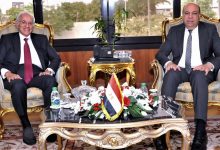 وزير الطيران يستقبل رئيس مجموعة كوبيلوزوس اليونانية لمتابعة فرص التعاون والاستثمار