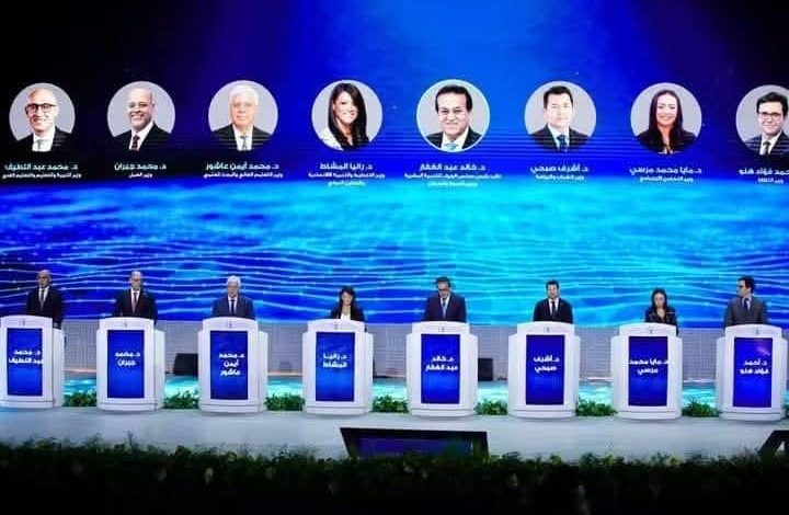 وزير العمل يشارك في الجلسة الافتتاحية الحوارية للمجموعة الوزارية للتنمية البشرية