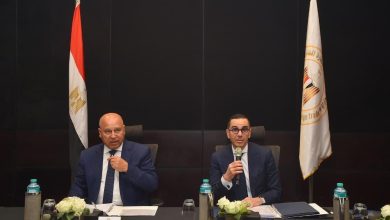 وزارة الاستثمار والتجارة الخارجية تناقش موازنة برنامج رد أعباء الصادرات 2026/2025