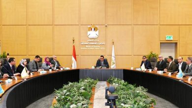 الشربيني يترأس اجتماعاً موسعاً لمتابعة موقف تقنين الأوضاع بالأراضي المضافة لعدد من المدن