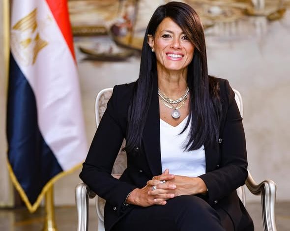 المشاط تصل مطار الأقصر في جولة تفقدية وافتتاح عدد من المشروعات التنموية بالأقصر وسوهاج