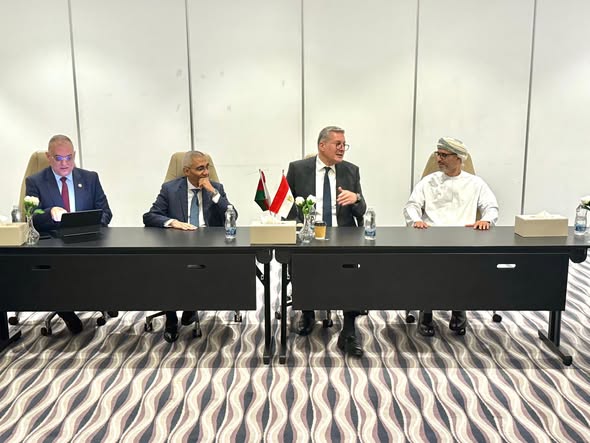 بدوي يبحث مع أوكيو العمانية مساهمة بتروجت في تنفيذ مشروع نقل الغاز الطبيعي بسلطنة عُمان بقيمة 273 مليون دولار