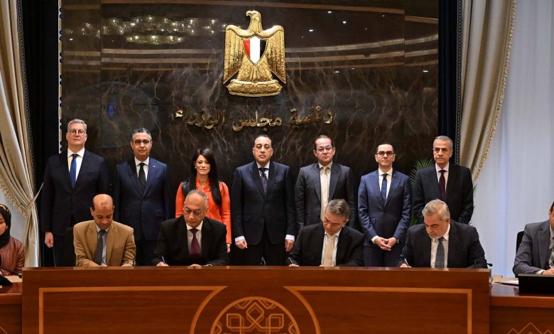 رئيس الوزراء يشهد توقيع بُروتوكولي تعاون بشأن تدقيق وتوحيد أرقام الصادرات والواردات المصرية