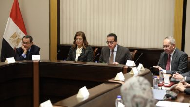 نائب رئيس مجلس الوزراء وزير الصحة يترأس اجتماع اللجنة الاستشارية العليا للتنمية البشرية