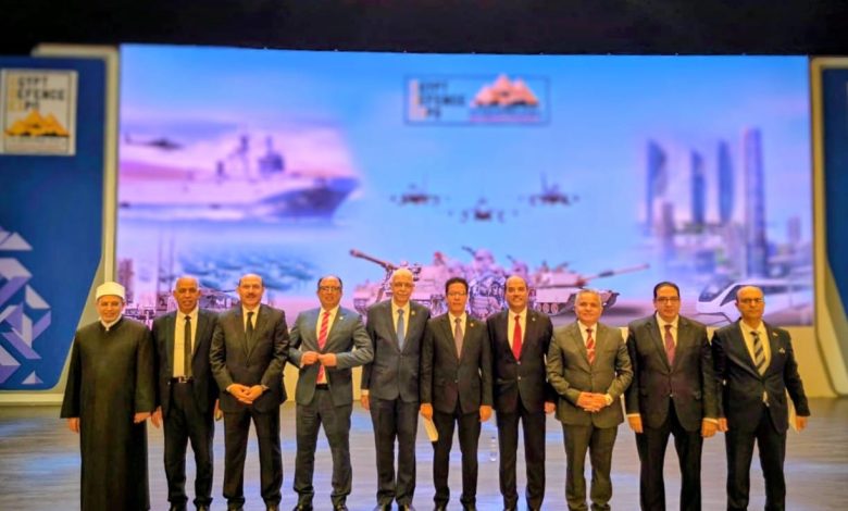 رئيس جامعة مدينة السادات يشارك في افتتاح المعرض الدولي للصناعات الدفاعية «إيديكس 2025»