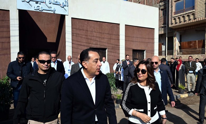 مدبولي يتفقد الوحدة البيطرية بقرية نوى ضمن مشروعات المبادرة الرئاسية حياة كريمة بالقليوبية