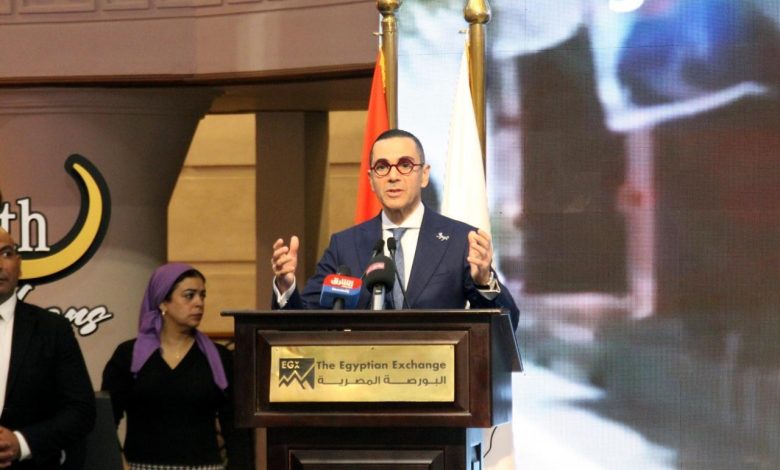 وزير الاستثمار يشارك في فعاليات قرع جرس بدء جلسة التداول بالبورصة المصرية