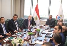 وزير الصحة يعقد اجتماعًا مع وفد مجموعتي Curagita وACH لمناقشة سبل التعاون المشترك في مشروع مدينة النيل الطبية